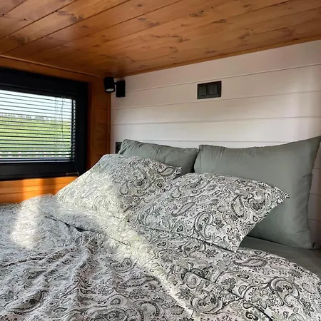 Au Sentier De Verlaine - Tiny House à - Ardenne Landhaus Paliseul